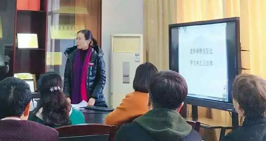 巴州区局长们引领高科技革新之旅，新科技领航者与产品革新探索